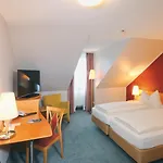Und Restaurant Eurohof Hotel 4*