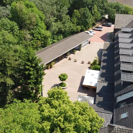 Und Restaurant Eurohof Szálloda