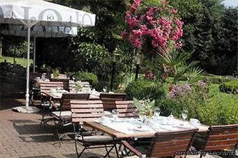 فندق Und Restaurant Eurohof