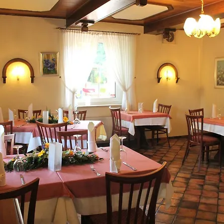 Und Restaurant Eurohof Hotel 4*