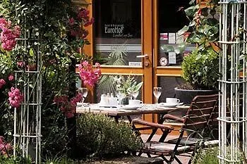 Und Restaurant Eurohof 4* دوسبرغ