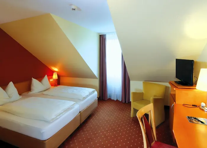 Отель Und Restaurant Eurohof