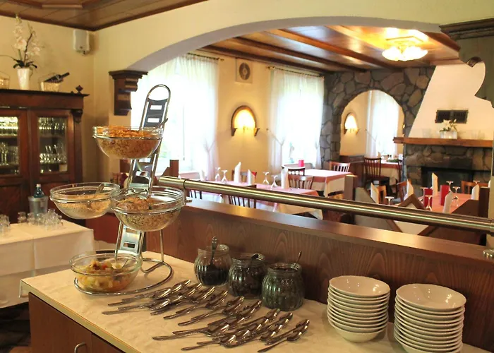 Und Restaurant Eurohof Otel 4*