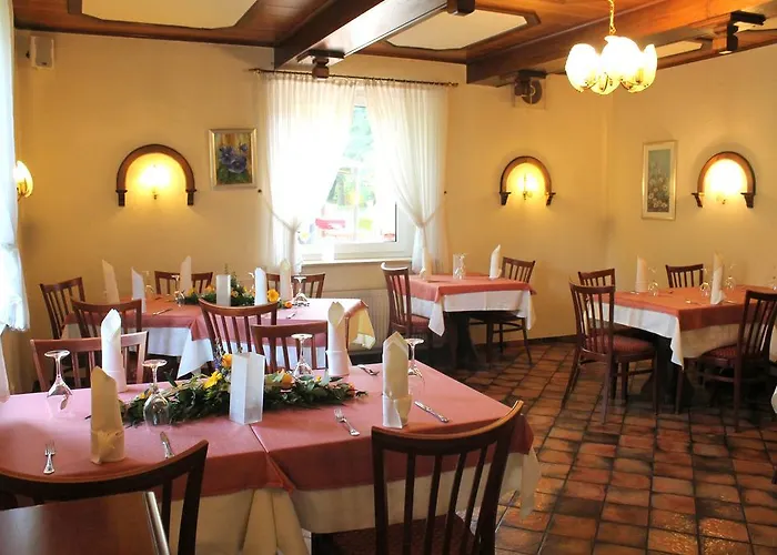 Und Restaurant Eurohof Отель 4*